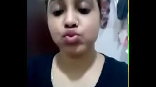 गदराई पंजाबी भाभी ने सेल्फी में चूत खोली