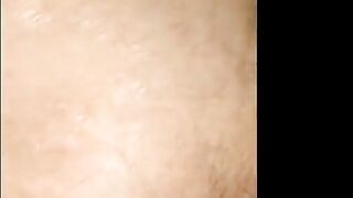65 साल की बूढी आंटी को चोदा पैसे दे के