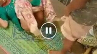 पेंटिंग की दिहाड़ी वाले से चुदी कामवाली