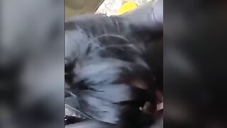 पाकिस्तानी लड़की ने कार में लंड चूसा