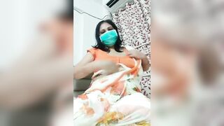 भाभी ने साडी ब्लाउज खोल के चूची दिखाई