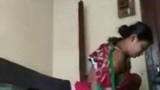 देसी कामवाली को पैसे दे के चोदा