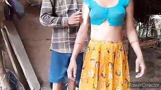 देसी विलेज भाभी ने पैसे के लिए गांड में भी ले लिया!