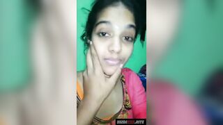 गाँव की लड़की ने जीजा का केला पूरा बुर में लिया