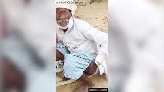 पंजाबी वीडियो में देखें बूढ़े को रंडी की बुर मारते हुए