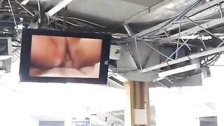 पटना रेलवे स्टेशन पर चली पोर्न फिल्म