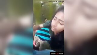 जंगल में बॉयफ्रेंड के लंड को चुस्ती हुई लड़की का एमएमएस