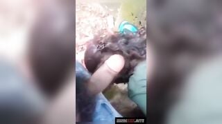 जंगल में बॉयफ्रेंड के लंड को चुस्ती हुई लड़की का एमएमएस