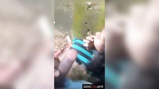 जंगल में बॉयफ्रेंड के लंड को चुस्ती हुई लड़की का एमएमएस