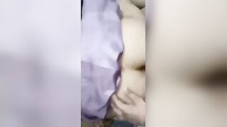 दिल्ली वाली भाभी ने गरीब आदमी को चूत चोदने दी!