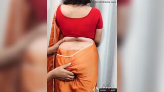 सौतेली माँ की गांड से खेलता बेटा!