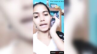 गुजराती लड़की ने वीडियो कॉल में काली चूत दिखाई`