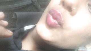 मुरादाबाद की गरम भाभी ने चूत दिखाई