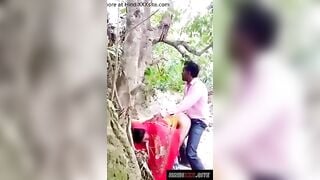 सफाई वाली लड़की की 19 साल की बुर चोदता विलेज मास्टर