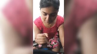 मकानमालिक की बेटी ने लंड चूस के मलाई खाई