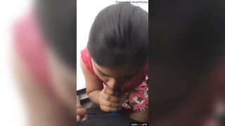 मकानमालिक की बेटी ने लंड चूस के मलाई खाई