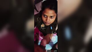 होमगार्ड भाभी ने अफसर का लंड चूस के माल खाया