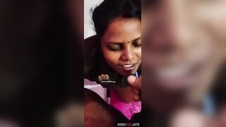 होमगार्ड भाभी ने अफसर का लंड चूस के माल खाया