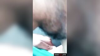 कुंवारी कॉलेज गर्ल को बोटवाले ने चोद के बूब्स पर माल छोड़ा