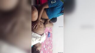 देसी रंडी भाभी को पैसे देकर चोदा जवान लड़के ने