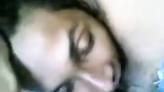 हॉट भाभी चूत चटा के चुद गई जवान लड़के से