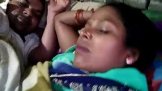 देसी गाँव की भाभी की चुत चुदाई वीडियो